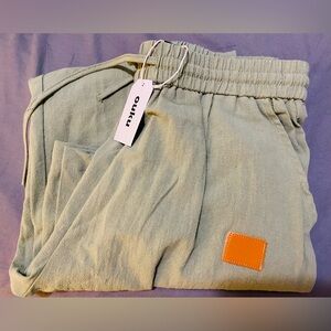 NWT- Ouku Pants Size Large